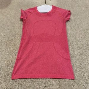 lululemon swifty tech tee redish pink size 6